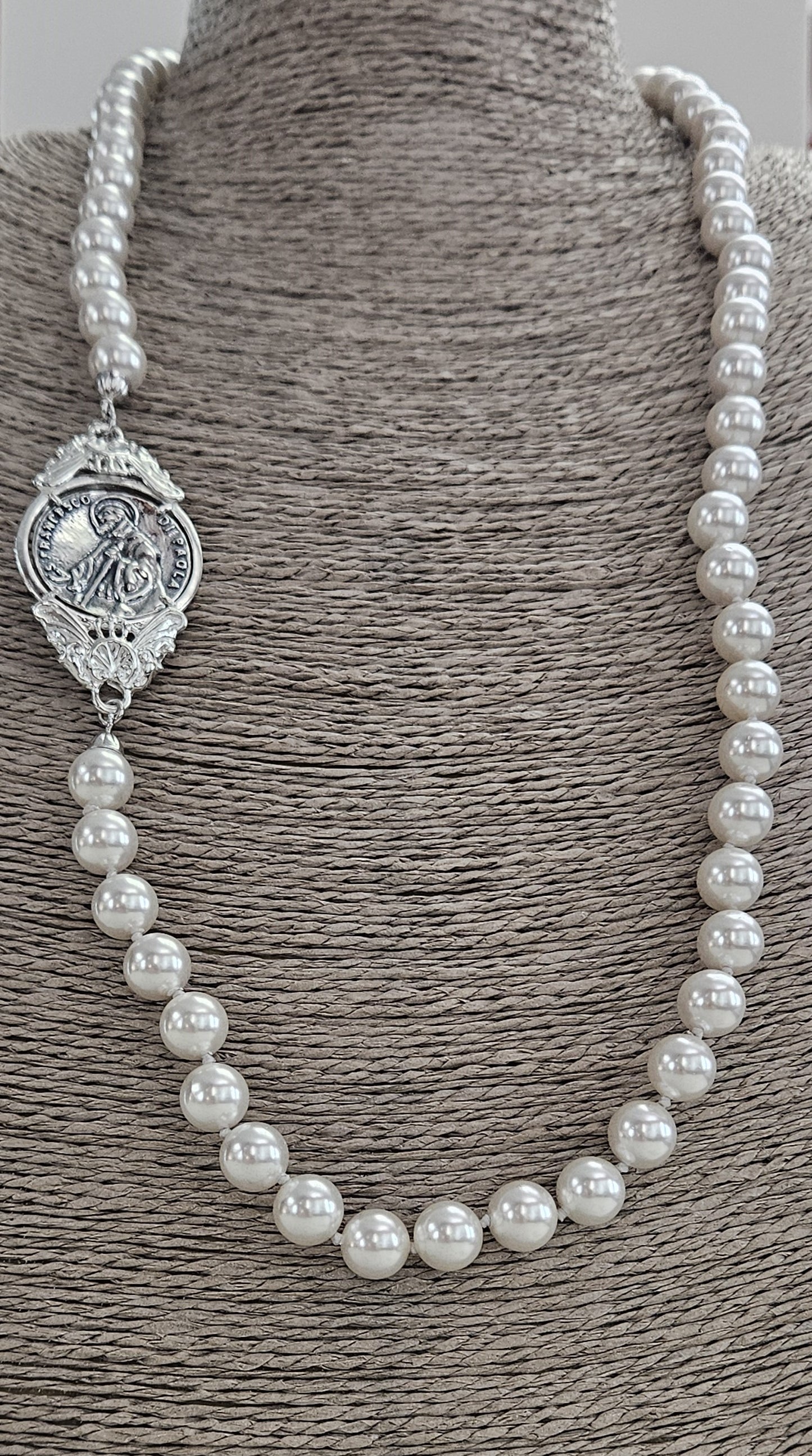 Collana Lunga perle con San Francesco di Paola - CL.PP.SF Amanthia