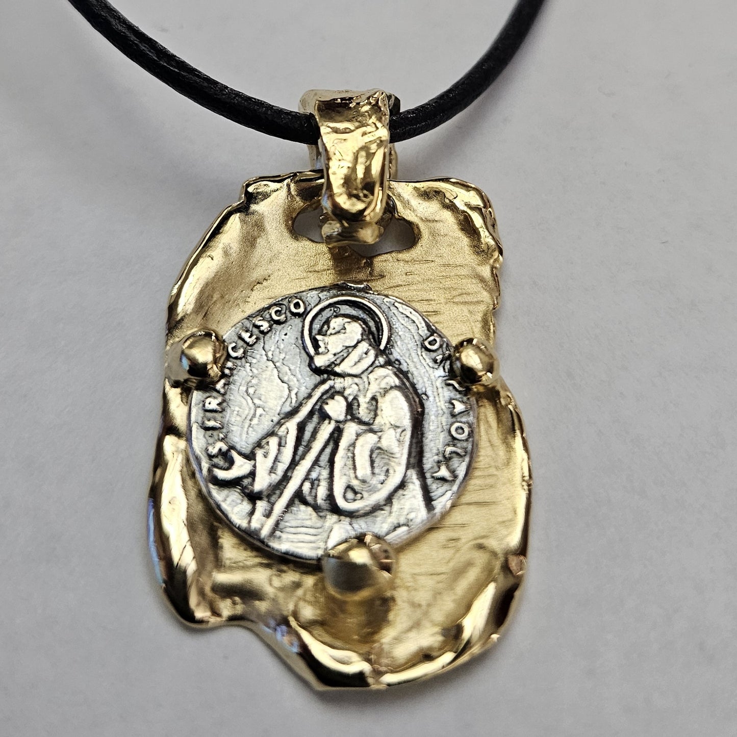 Collana cuoio San Francesco di Paola - CL.SF.CUOIO Amanthia Nero Dorato
