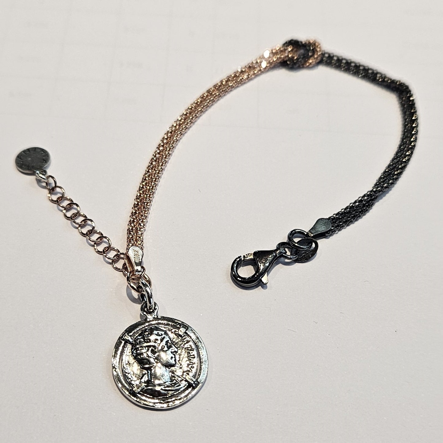 Bracciale Argento Nodo d'amore con moneta - BR.NODO Amanthia Argento Dorato/Nero