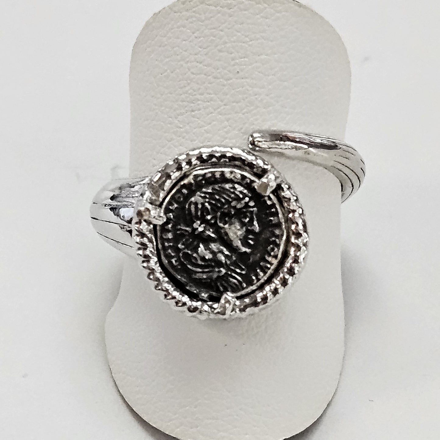 Anello Moneta - AN.MON65 Amanthia Argento bianco