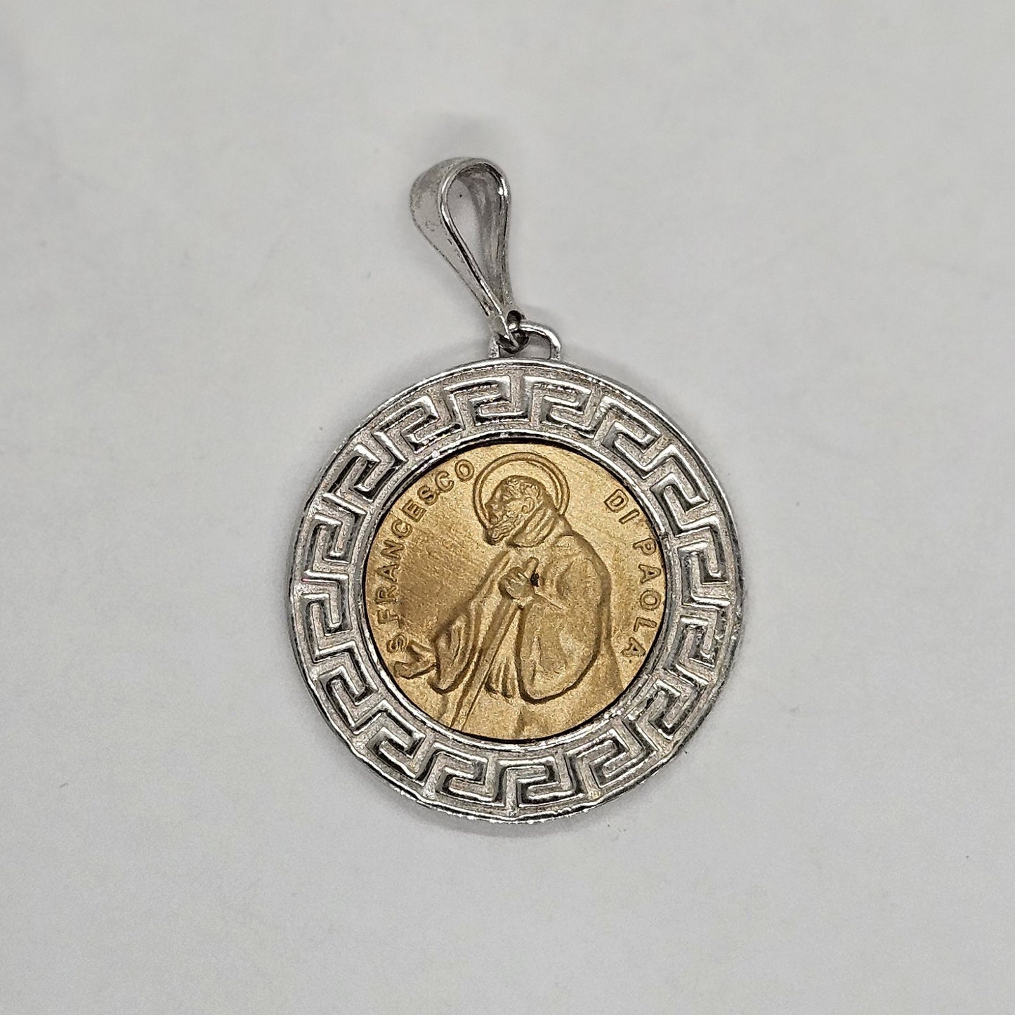 Ciondolo San Francesco di Paola Argento 925 - CI.SF.5 Amanthia Bianco