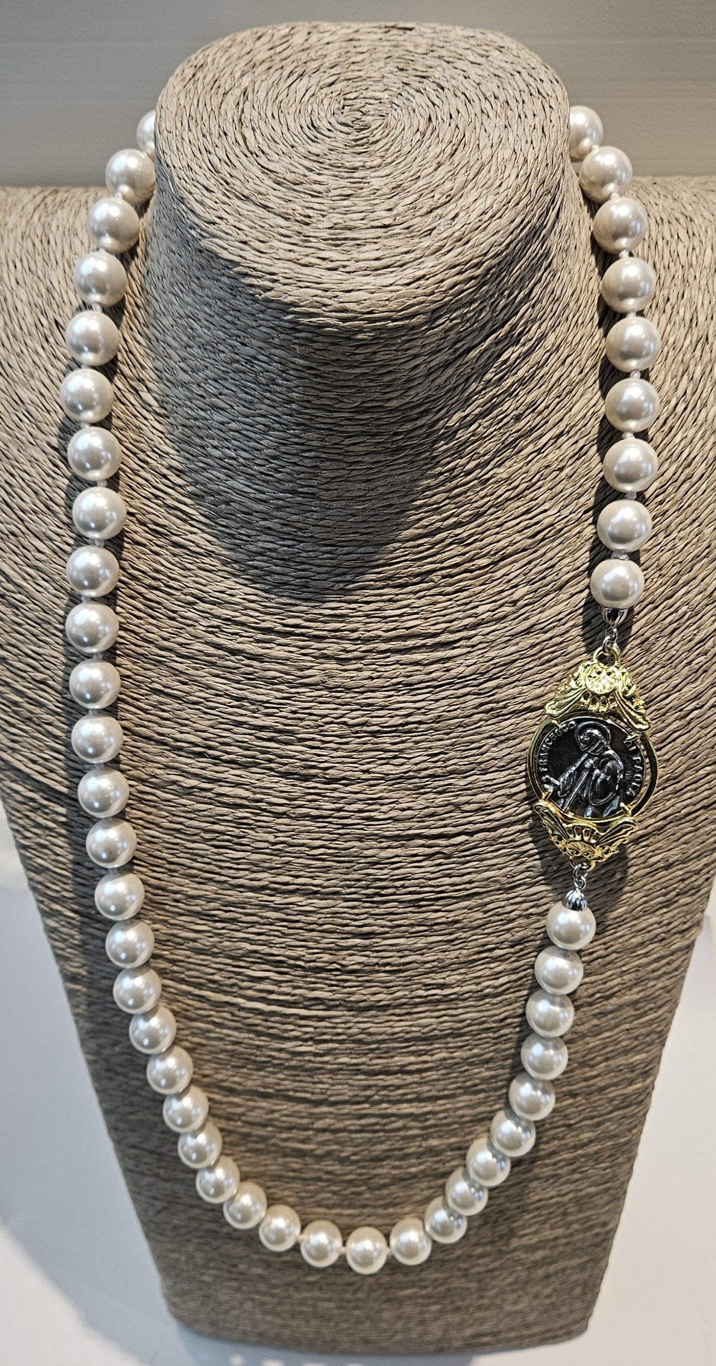Collana Lunga perle con San Francesco di Paola - CL.PP.SF Amanthia