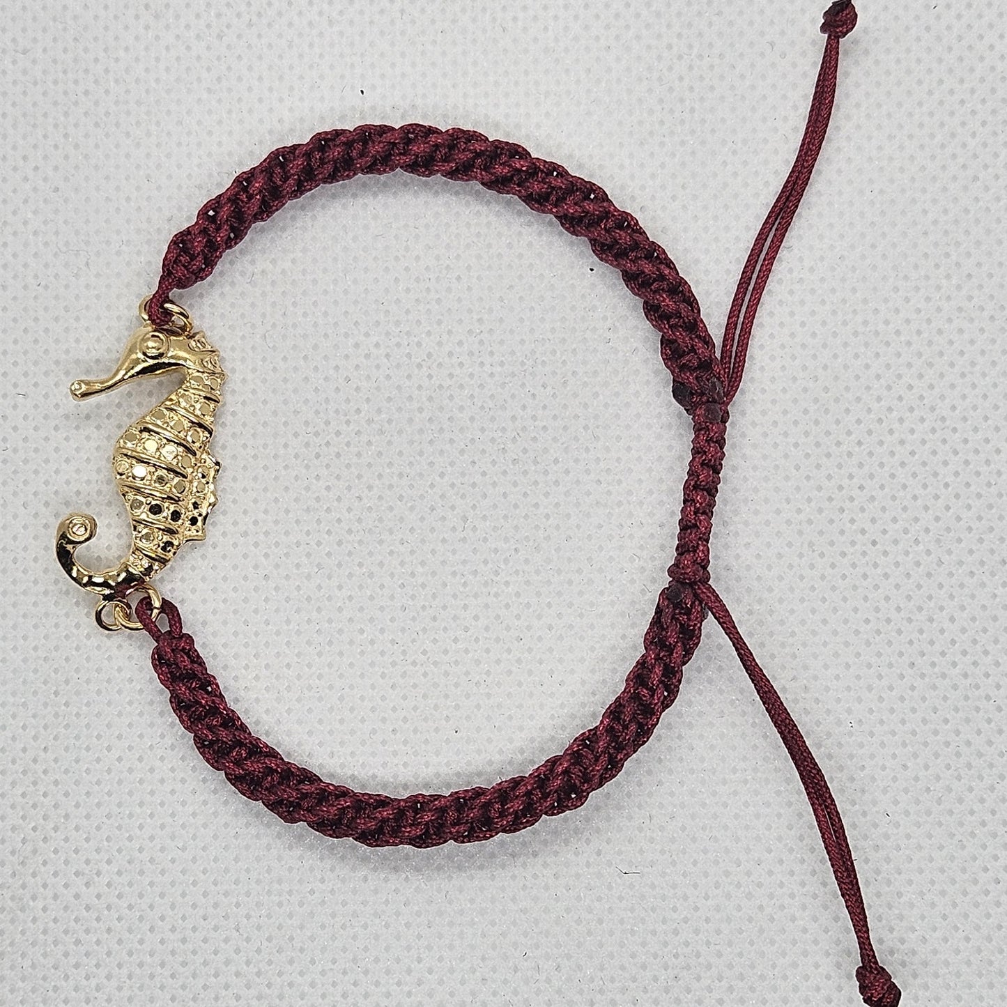 Bracciale  con Cavalluccio Marino Argento 925 Filo Intrecciato bordò  BR.RO.CAV
