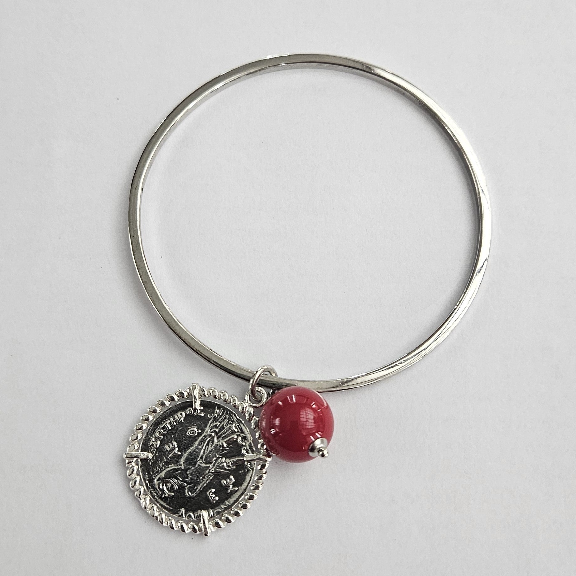 Bracciale argento rigido con moneta e sfera corallo - BR.22.79 Amanthia Argento bianco