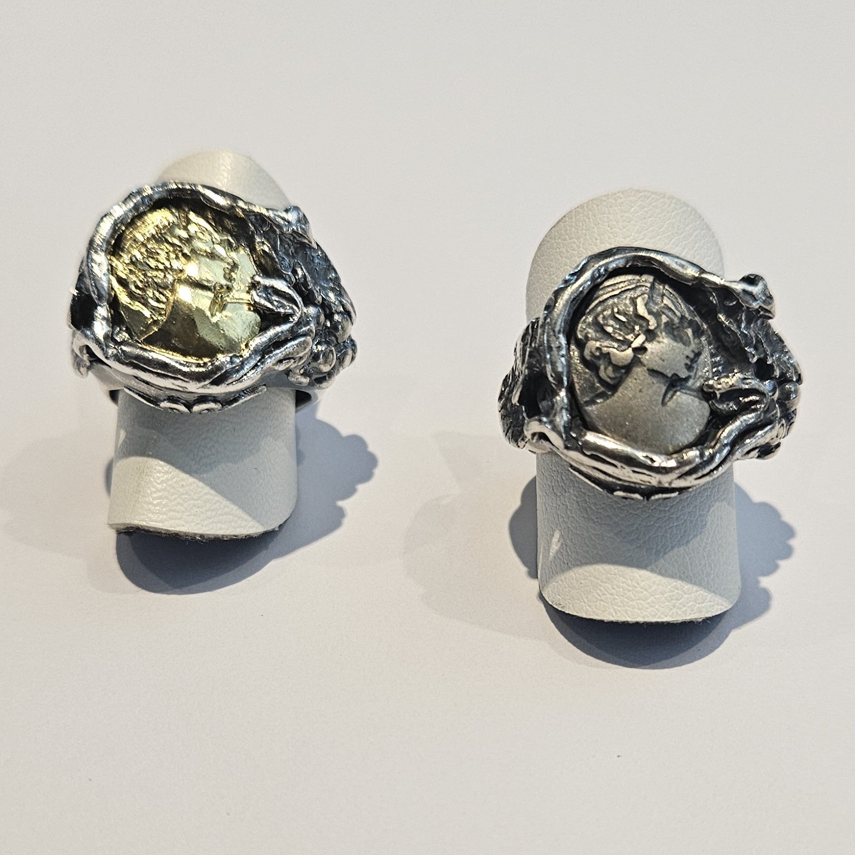 Anello Portafortuna in Argento con Moneta - AN.MON.14 Amanthia