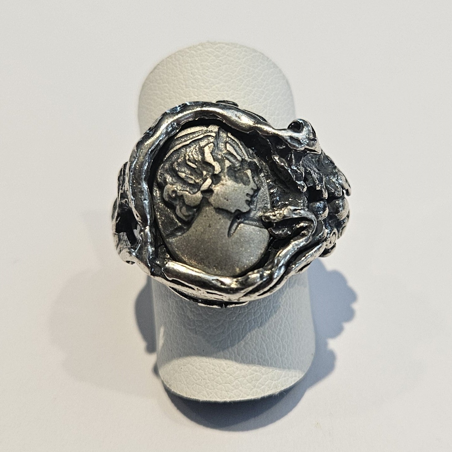 Anello Portafortuna in Argento con Moneta - AN.MON.14 Amanthia