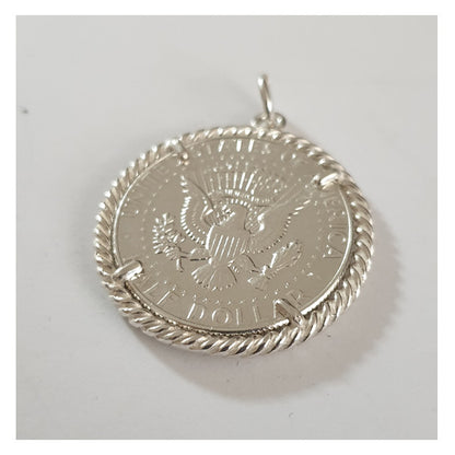 Collana Pasta Corallo con Moneta d’epoca in argento 925 - CP.19.70  Amanthia Castone bianco Dollaro 