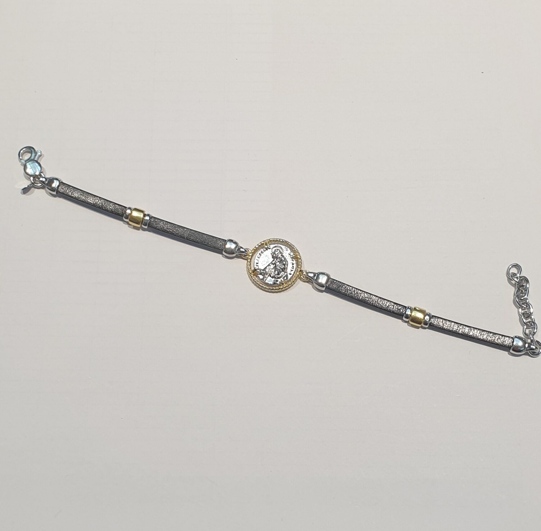Bracciale Cordino Cuoio Piatto San Francesco di Paola in Argento - BR.SF.CP  Amanthia   