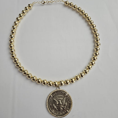 Collana Rigida con moneta d'epoca - CO.RI.500  Amanthia DORATO sfera grande Bianco