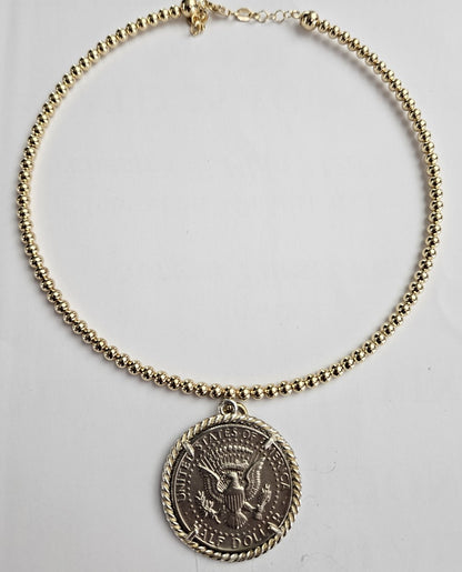 Collana Rigida con moneta d'epoca - CO.RI.500  Amanthia DORATO sfera piccola Bianco